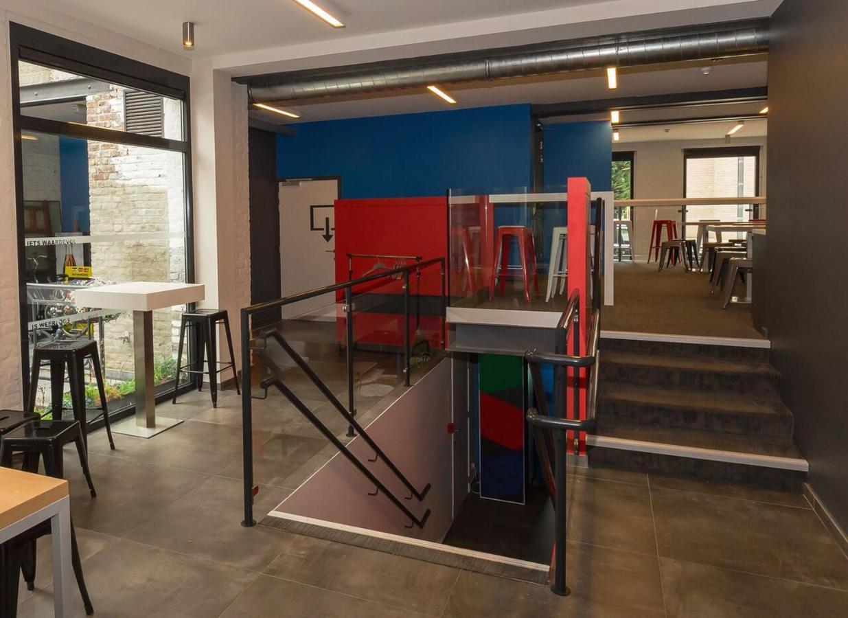 Focus Budget Kortrijk Luaran gambar
